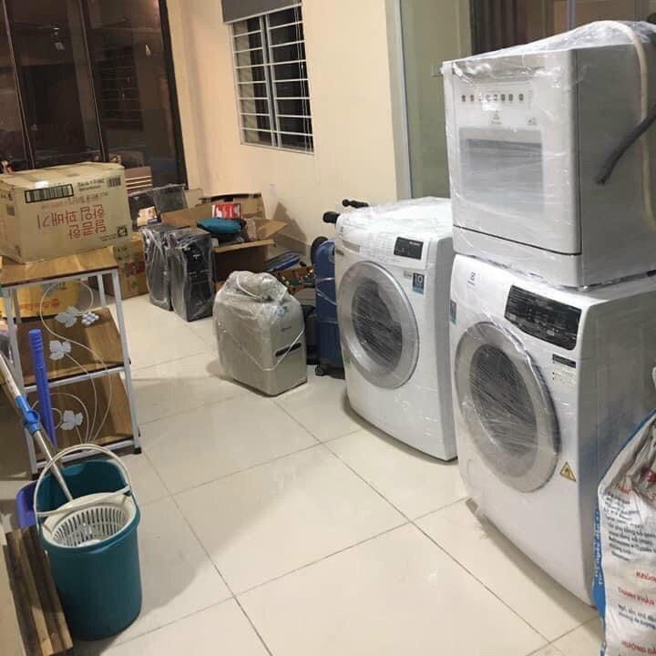 Chuyển nhà tại phố Giáp Bát